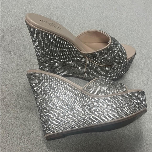 Abata Silver Glitter Platform Wedge Heels - Picture 4 of 7